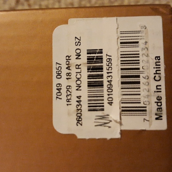 NWT BOSTON INTERNATIONAL CUTTING BOARD AND SERVING BOWL SET - Picture 12 of 13